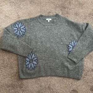 NWOT Flower Sweater